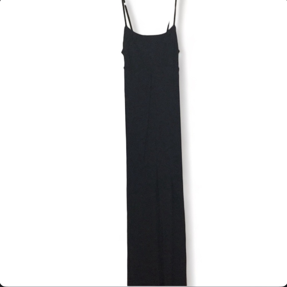 GUC Black polyester ladies jumpsuit dress cape. Size M